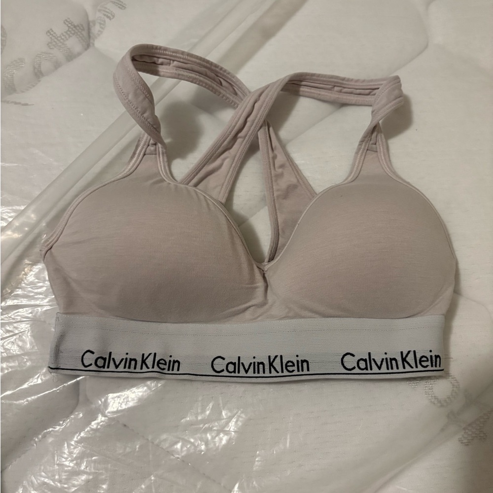 Calvin Klein Women's Soft Pink Cross-Back Bra